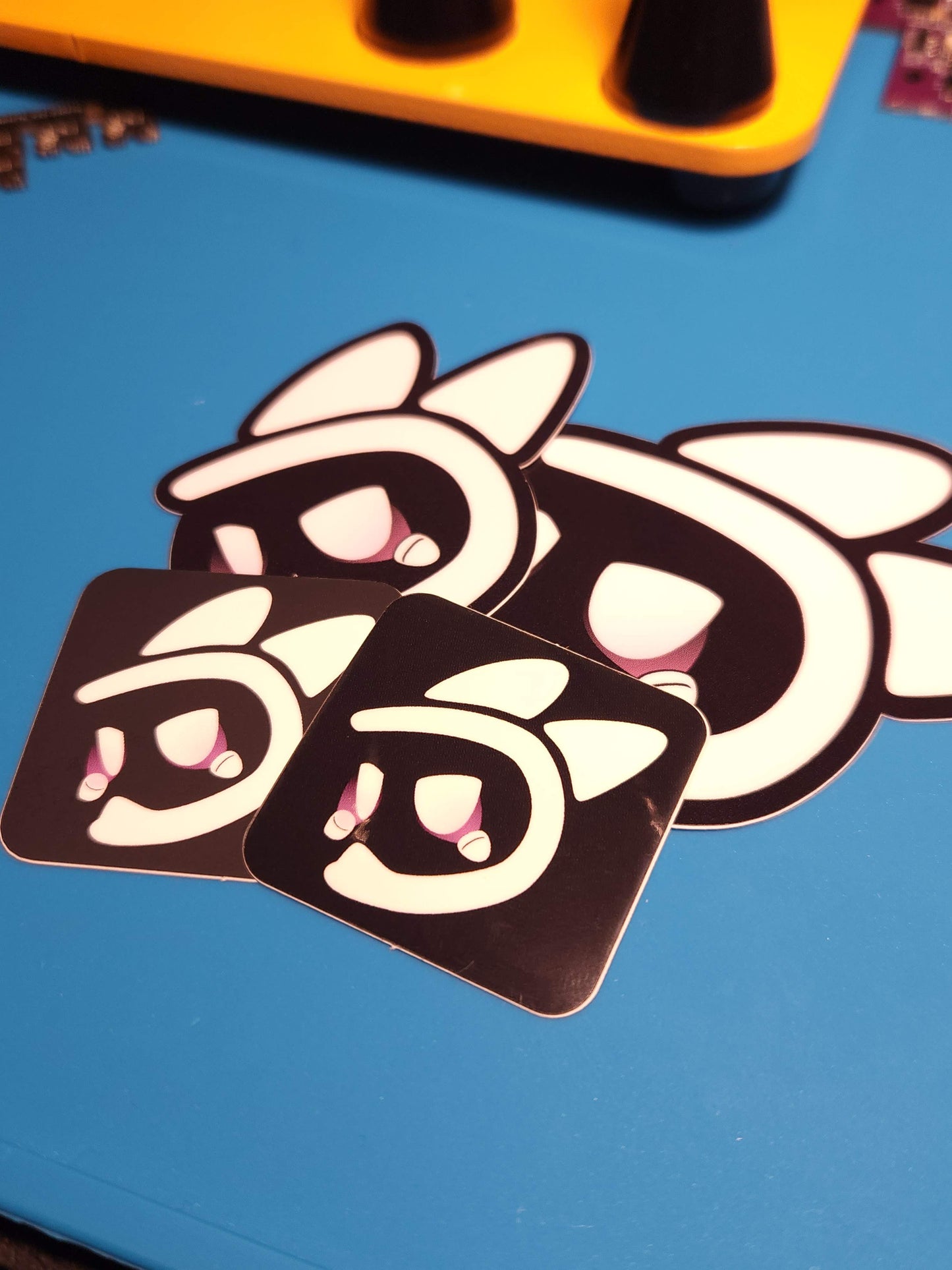 EyeTrackVR Logo Sticker